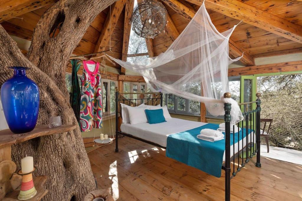 Margaritis'S Treehouse Villa Paramonas  Екстериор снимка